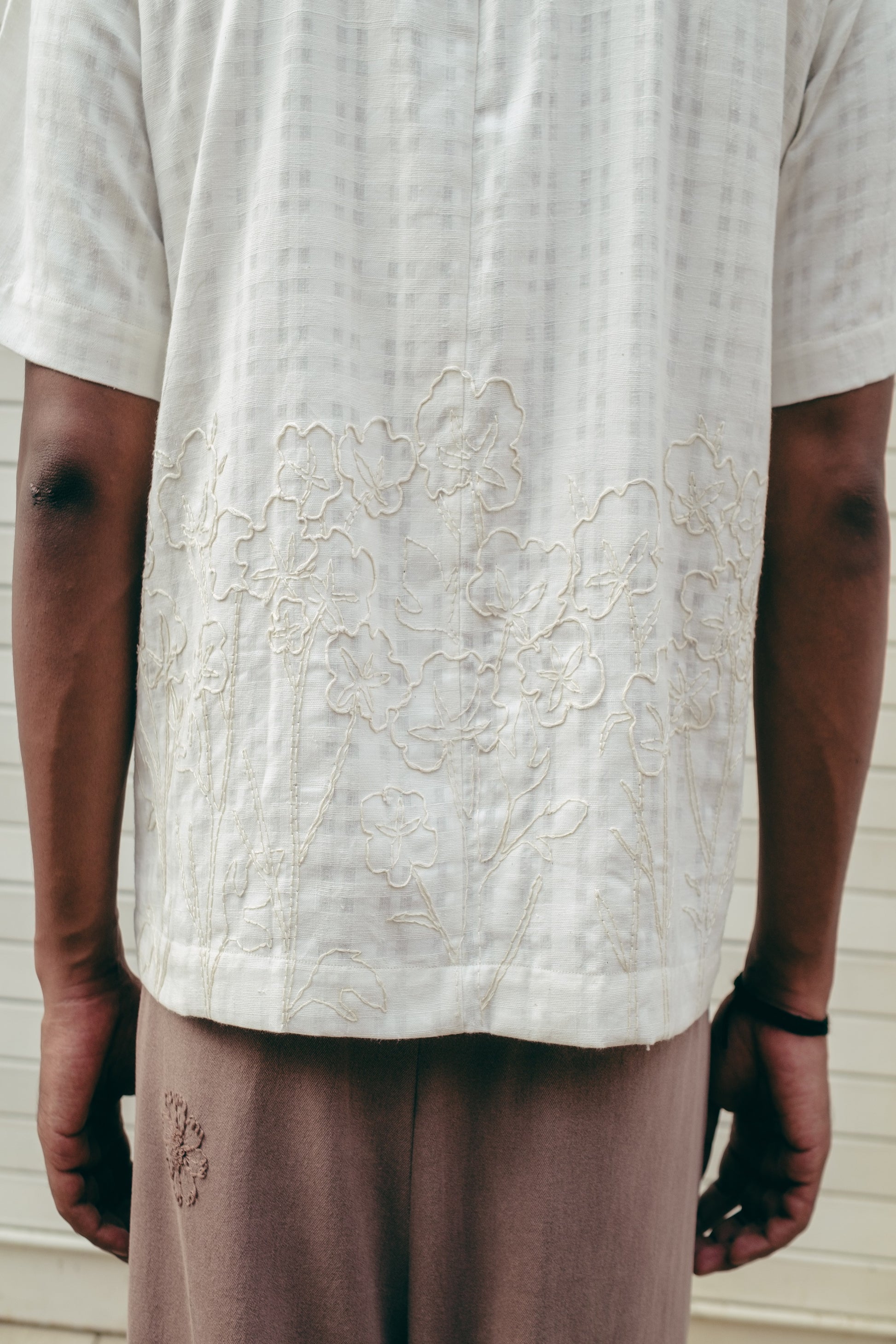 Embroidered Short Sleeve Khadi Vacay Shirt, in Ecru image 3