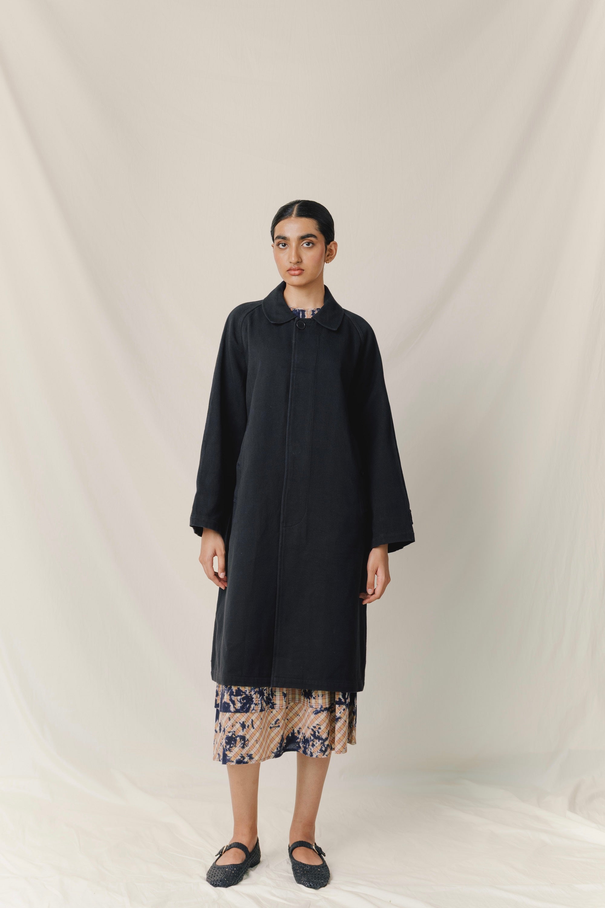 Nain Coat, in Black